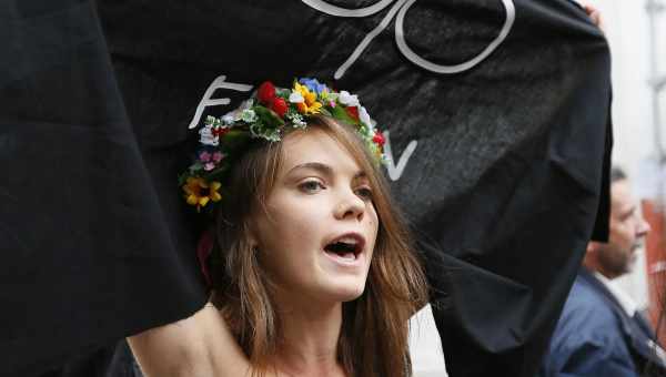 В Париже покончила с собой одна из основательниц движения Femen Оксана Шачко