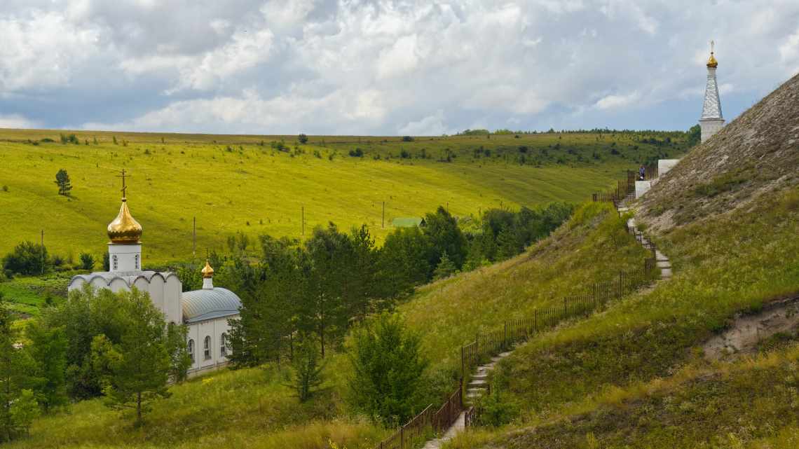 Димитриевская церковь в Костомарово