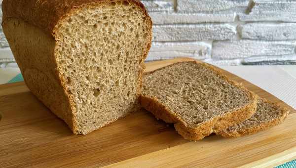 Ученые предложили добавлять в хлеб насекомых