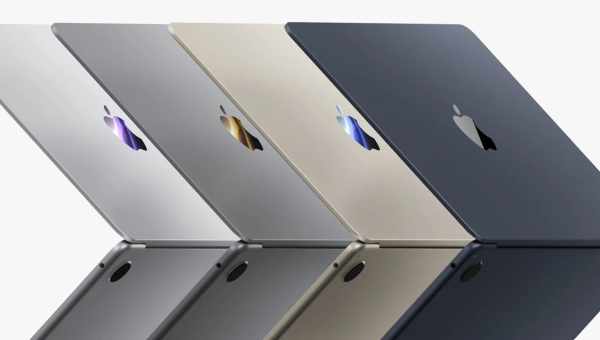 15 января в истории Apple: анонсирован первый MacBook Air