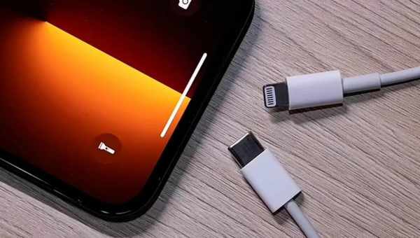 У iPhone 13 будет разъём USB-C и не будет выемки на экране?