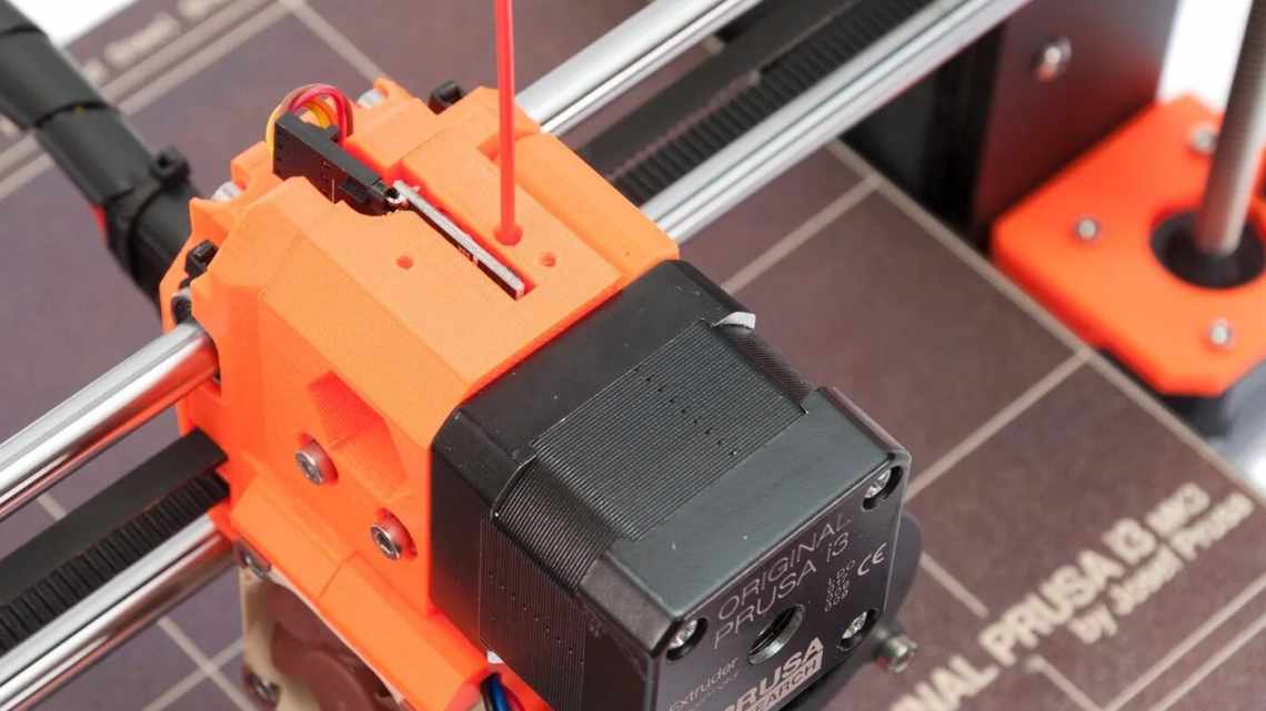 Prusa Mk3 vs Maker Select Plus: Який 3D-принтер варто купити?